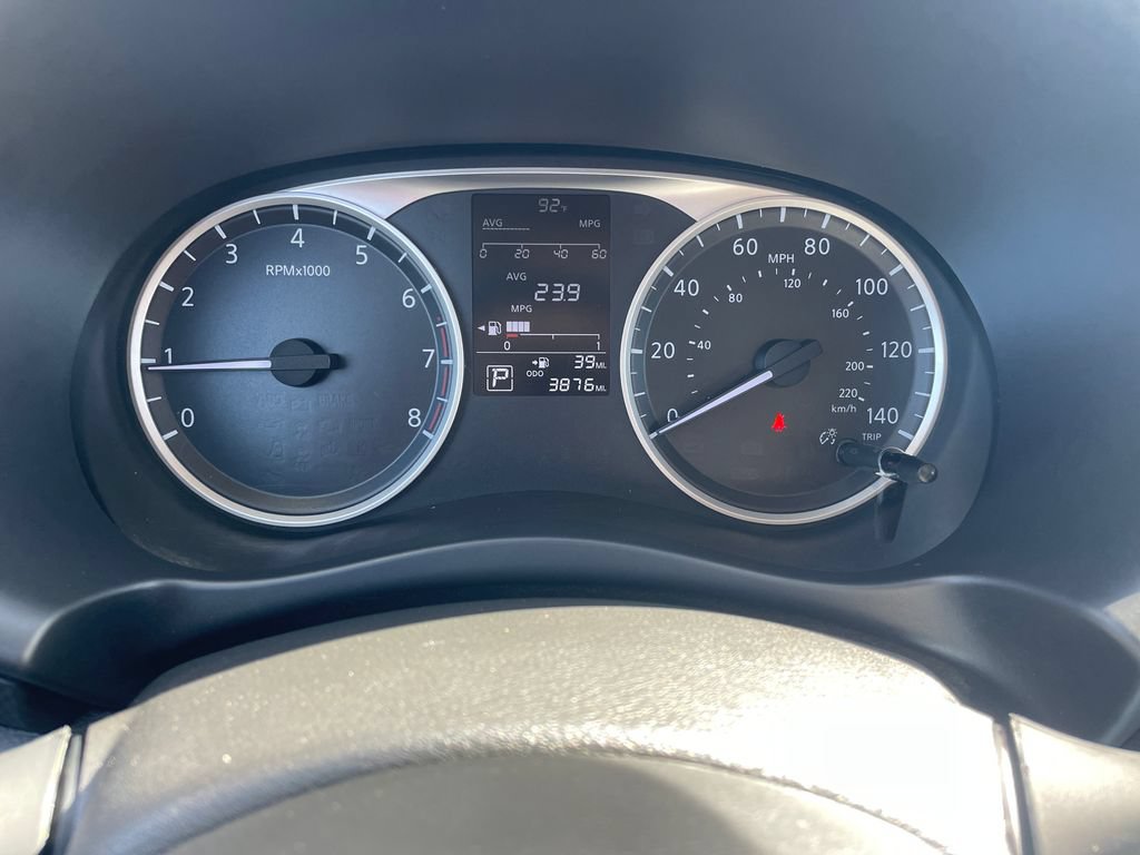 Certified 2025 Nissan Kicks Play S FWD image 12