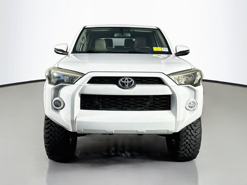 Used 2016 Toyota 4Runner SR5 Premium AWD/4WD image 2