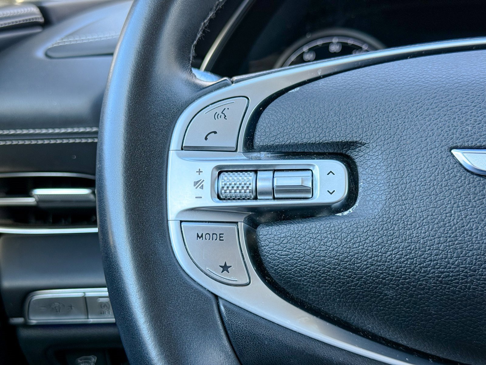 Used 2021 Genesis GV80 2.5T image 38