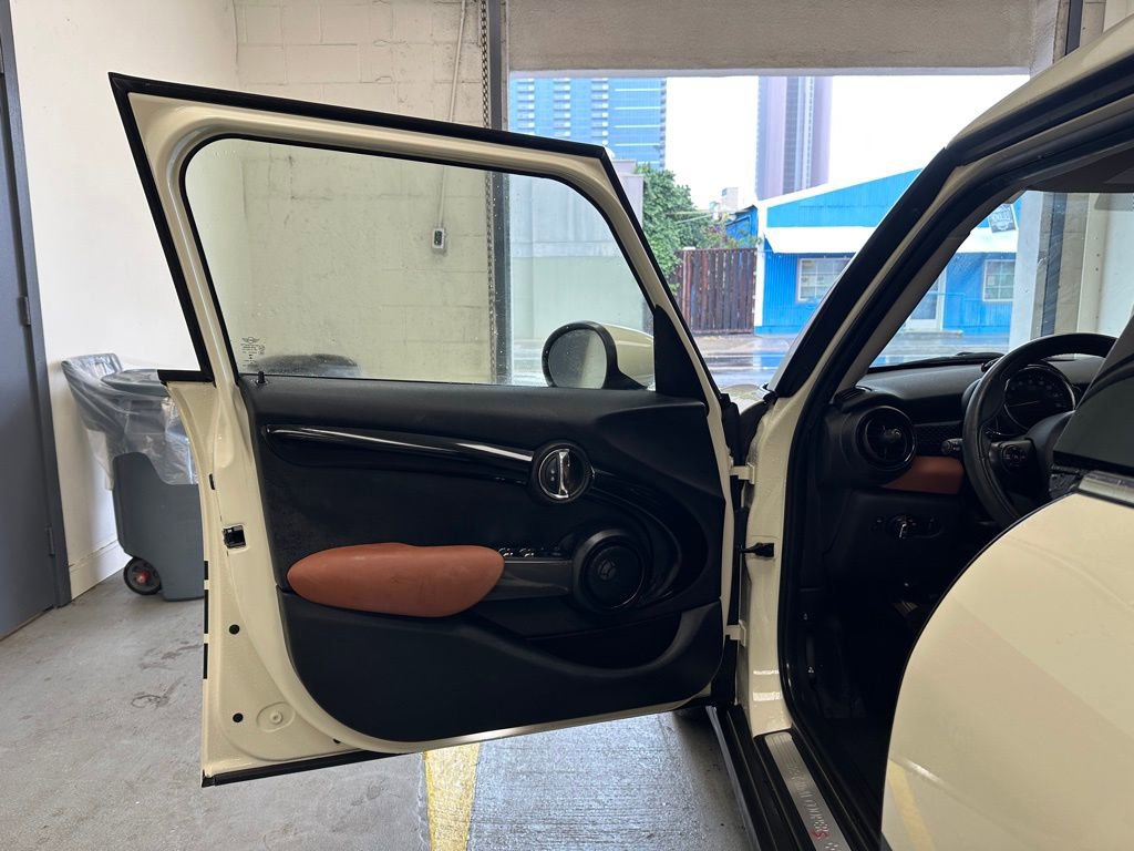 Used 2021 MINI Cooper S w/ Signature Upholstery Package image 13