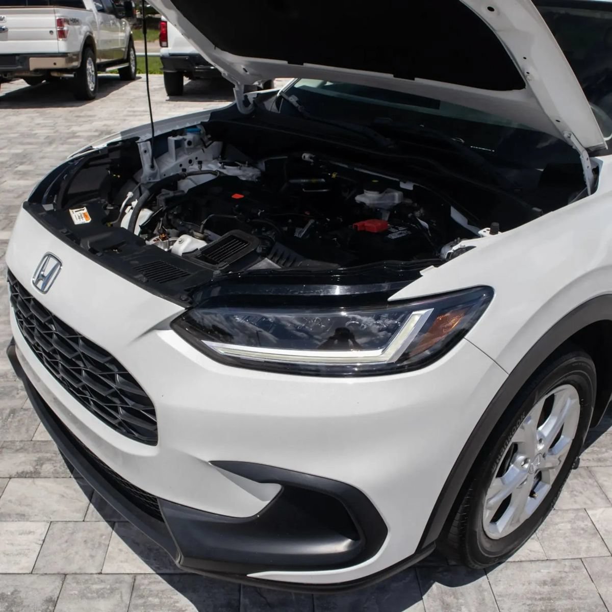 Used 2024 Honda HR-V LX image 29