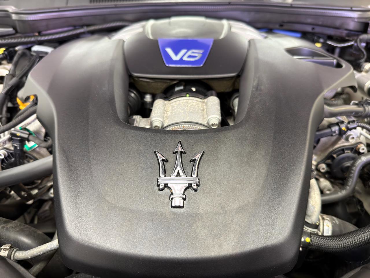 Used 2018 Maserati Quattroporte S GranSport Q4 AWD/4WD image 36