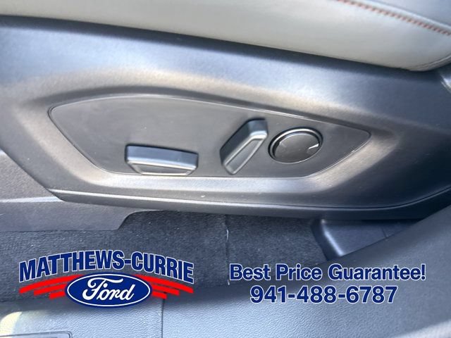 New 2026 Ford Explorer Active w/ Active Comfort Package AWD/4WD image 10
