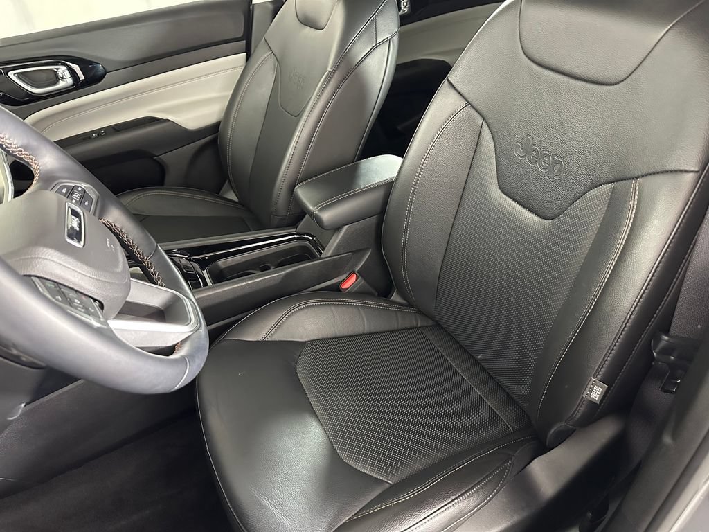Used 2022 Jeep Compass Limited AWD/4WD image 22