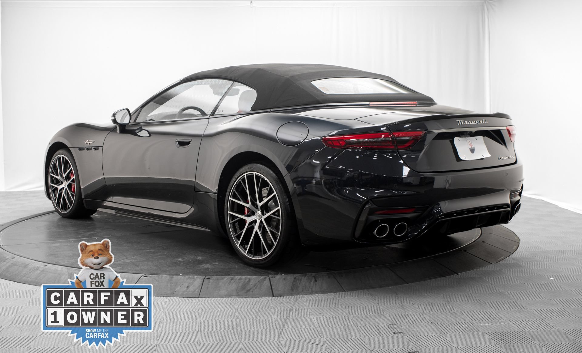 Used 2024 Maserati GranCabrio Trofeo AWD/4WD image 13