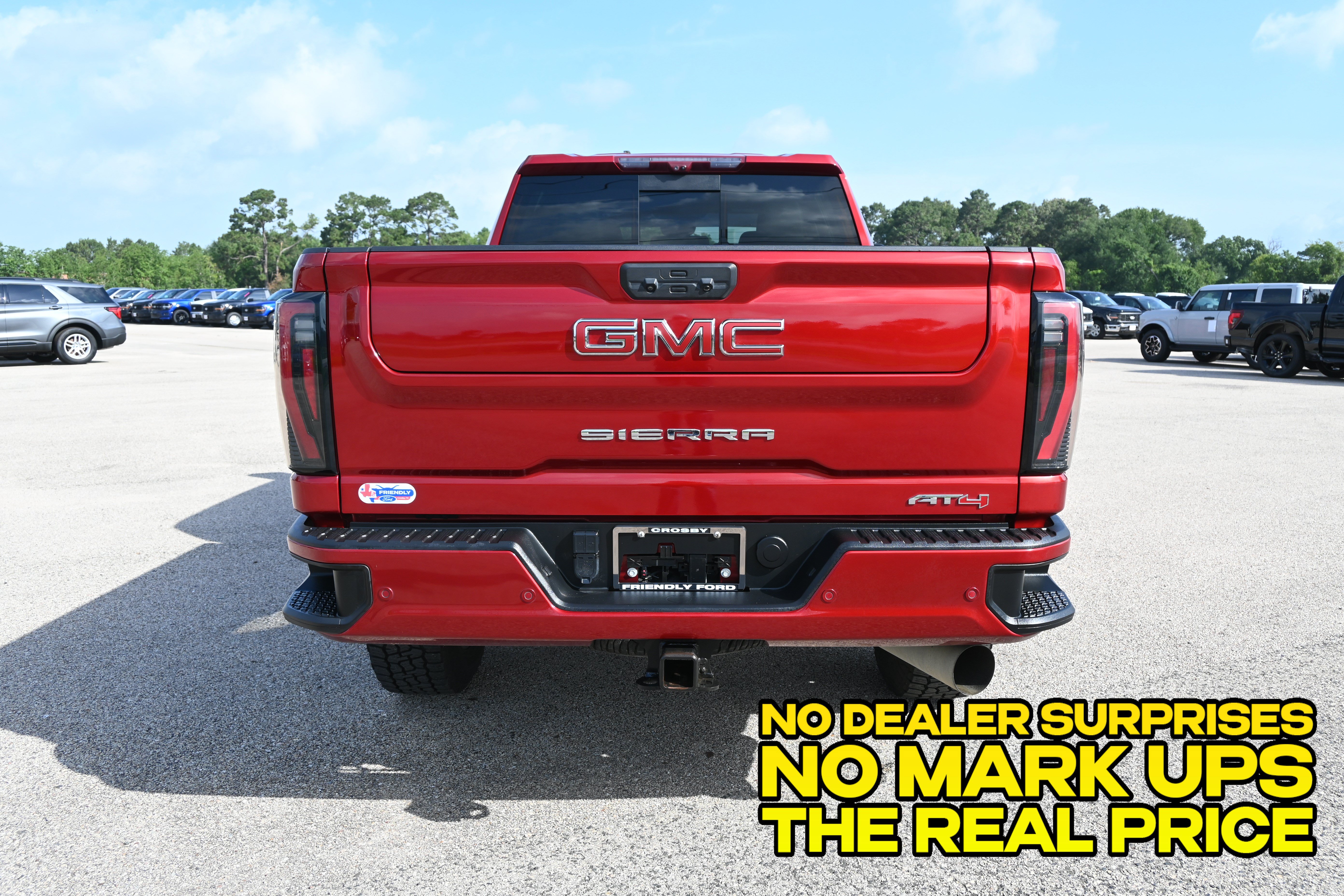 Used 2024 GMC Sierra 2500 AT4 w/ AT4 Premium Plus Package AWD/4WD image 3