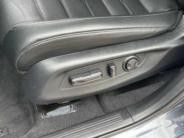 Used 2025 Honda CR-V EX-L image 23