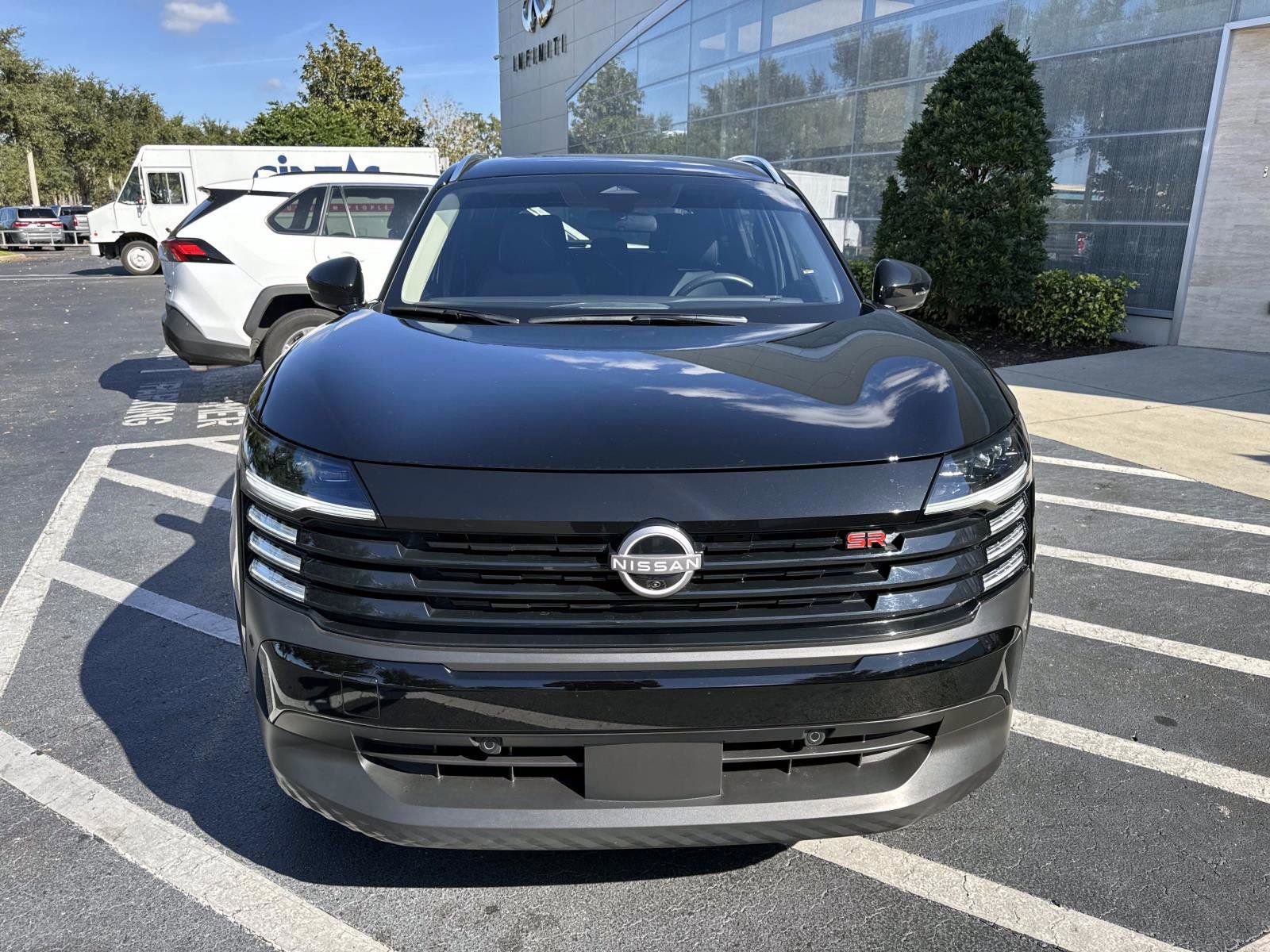 Used 2025 Nissan Kicks SR image 6