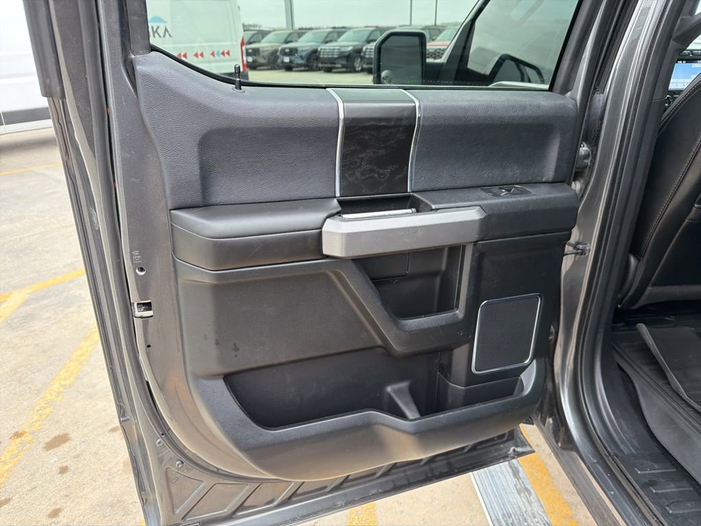 Used 2018 Ford F150 Platinum w/ Equipment Group 701A Luxury image 22