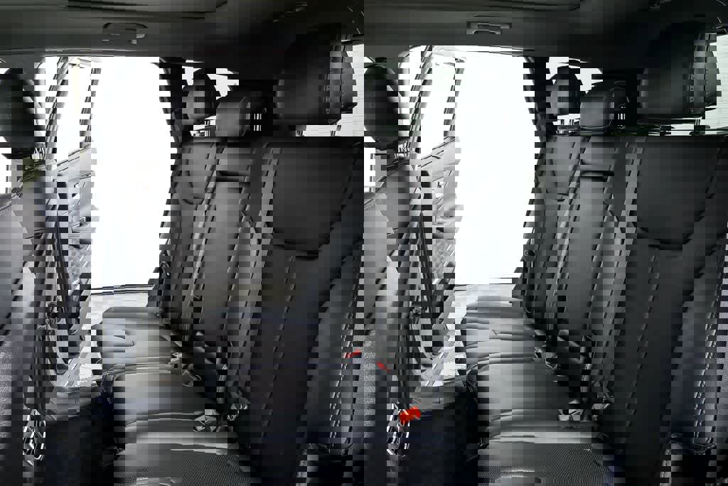 Certified 2023 Hyundai Santa Fe SEL Premium image 21