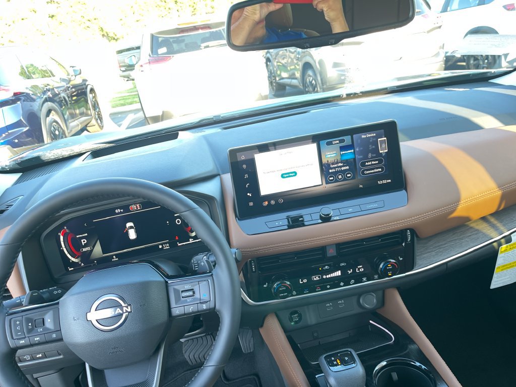 New 2026 Nissan Rogue Platinum w/ Platinum Premium Package AWD/4WD image 16