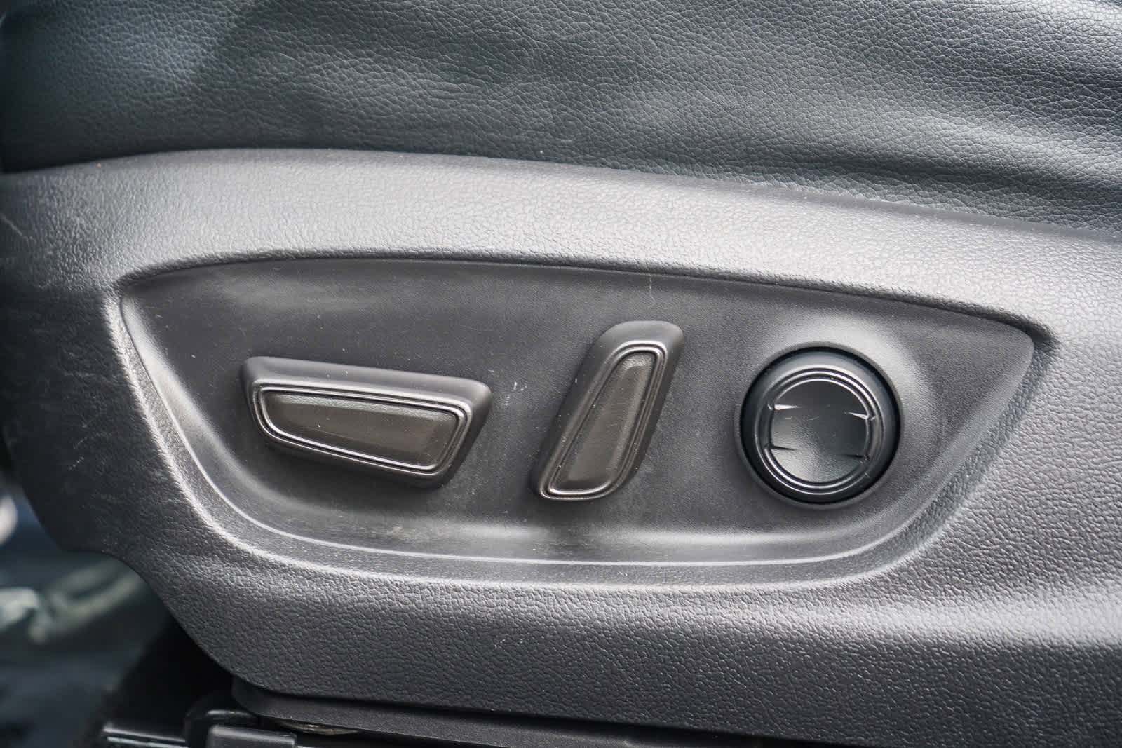 Used 2020 Toyota Camry SE image 21