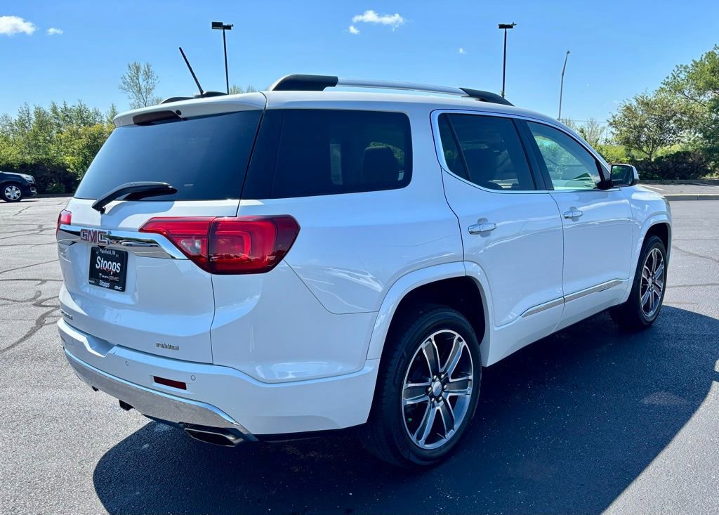 Used 2017 GMC Acadia Denali AWD/4WD image 8