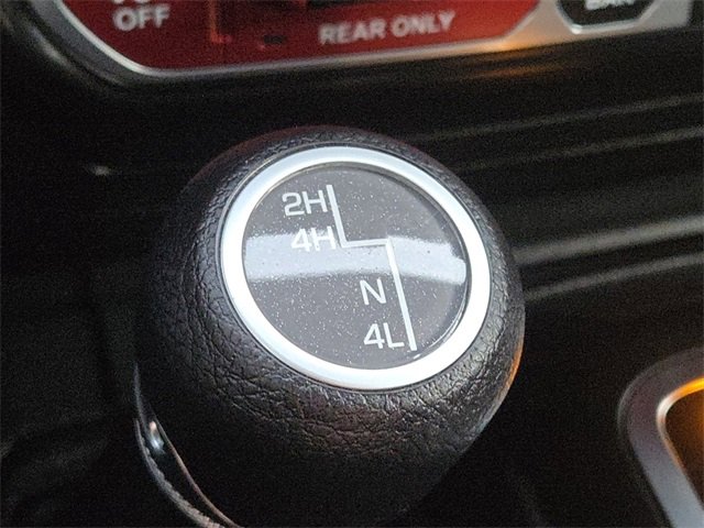 Used 2023 Jeep Gladiator Rubicon image 7