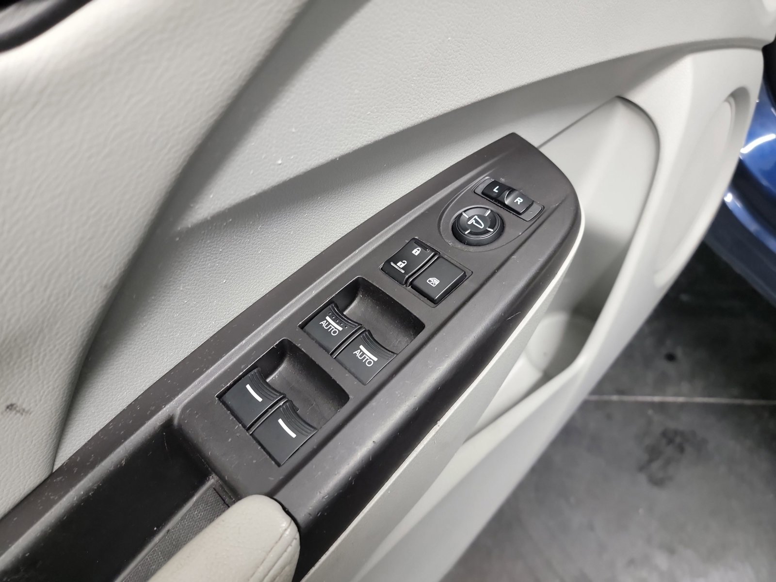 Used 2018 Acura RDX AWD w/ Advance Package image 14