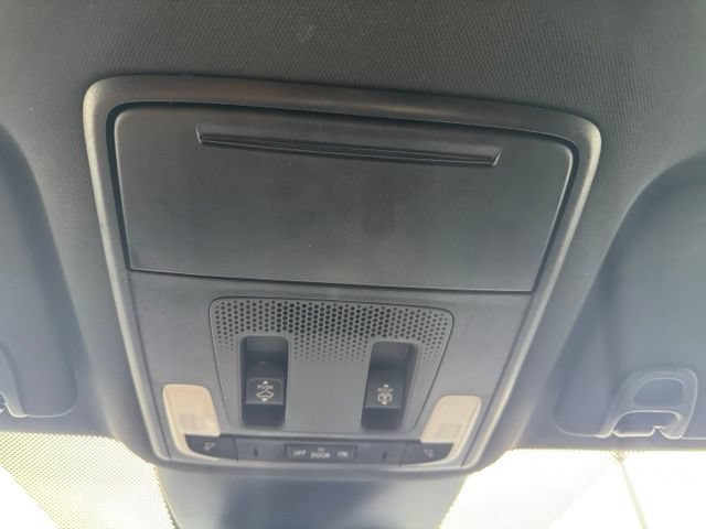 Used 2025 Honda Pilot TrailSport image 24