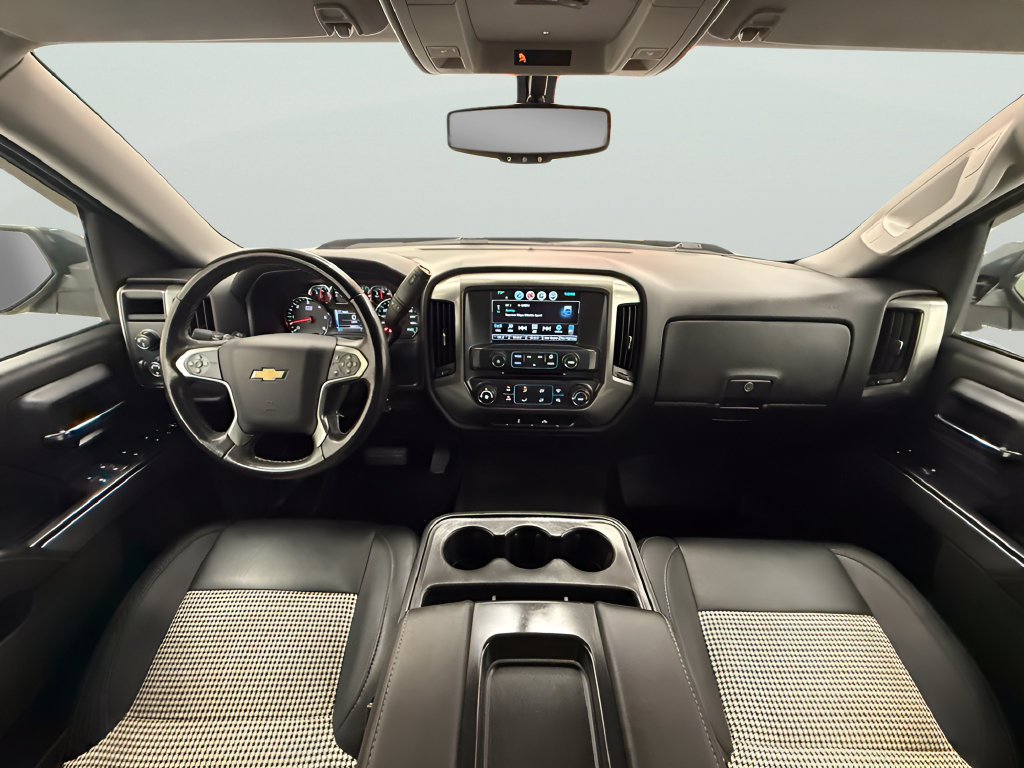 Used 2018 Chevrolet Silverado 1500 LT AWD/4WD image 17