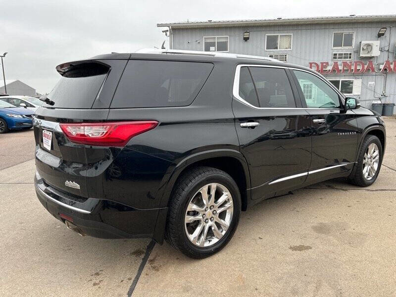 Used 2019 Chevrolet Traverse High Country w/ LPO, Floor Liner Package image 8
