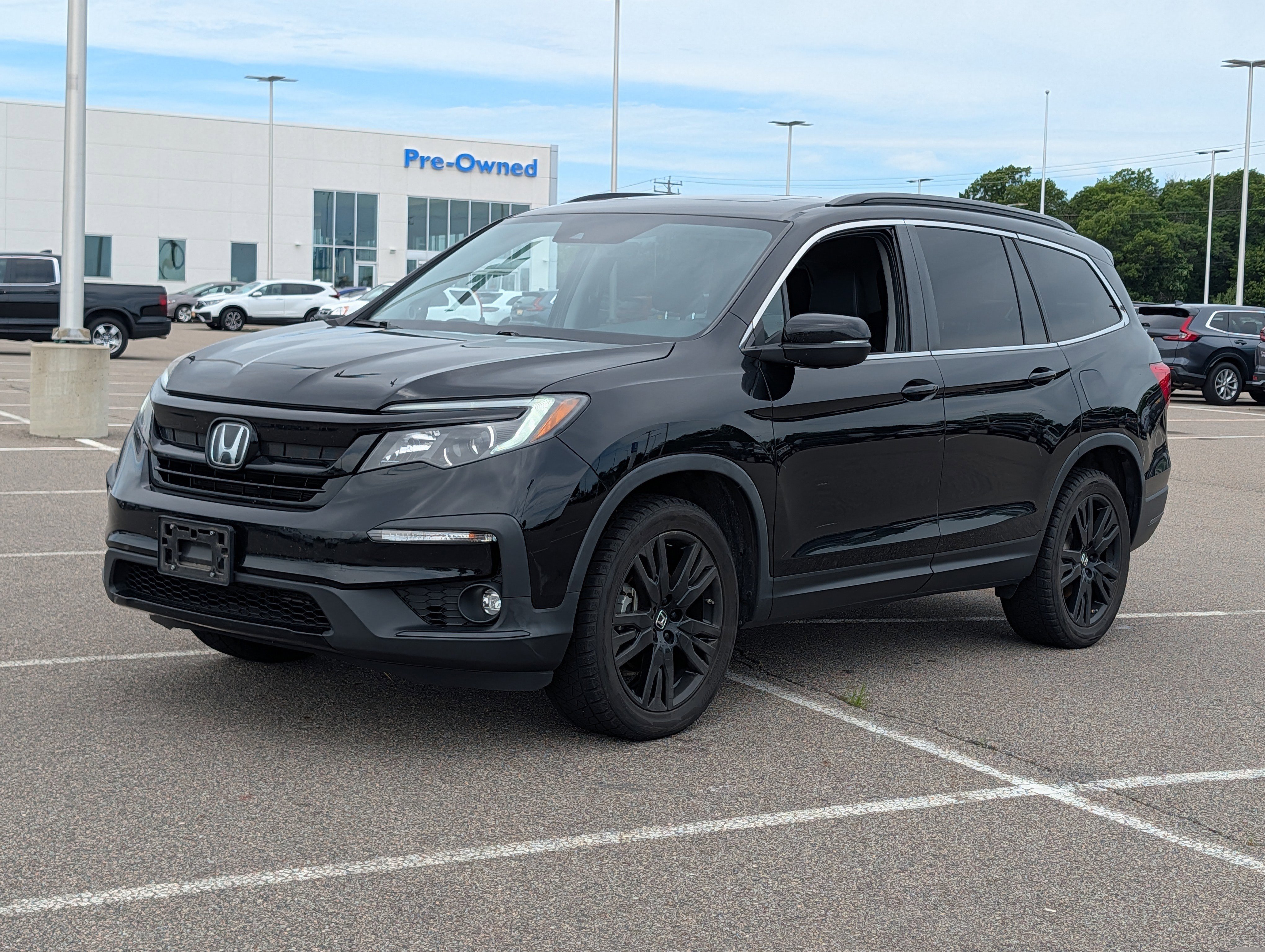 Used 2021 Honda Pilot Special Edition image 2