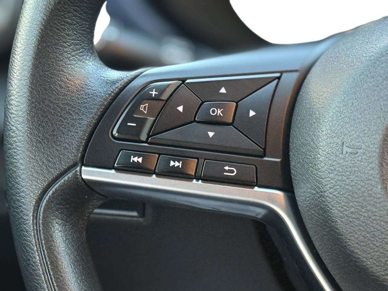 Used 2023 Nissan Versa SV w/ Trunk Package image 16