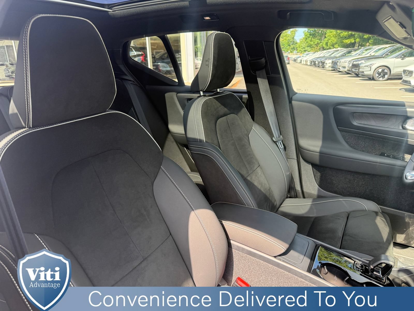 Used 2023 Volvo XC40 Recharge Ultimate w/ Protection Package Premier AWD/4WD image 30