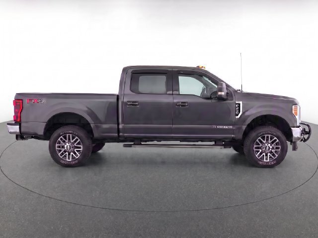 Used 2017 Ford F250 Lariat w/ Lariat Value Package AWD/4WD image 8