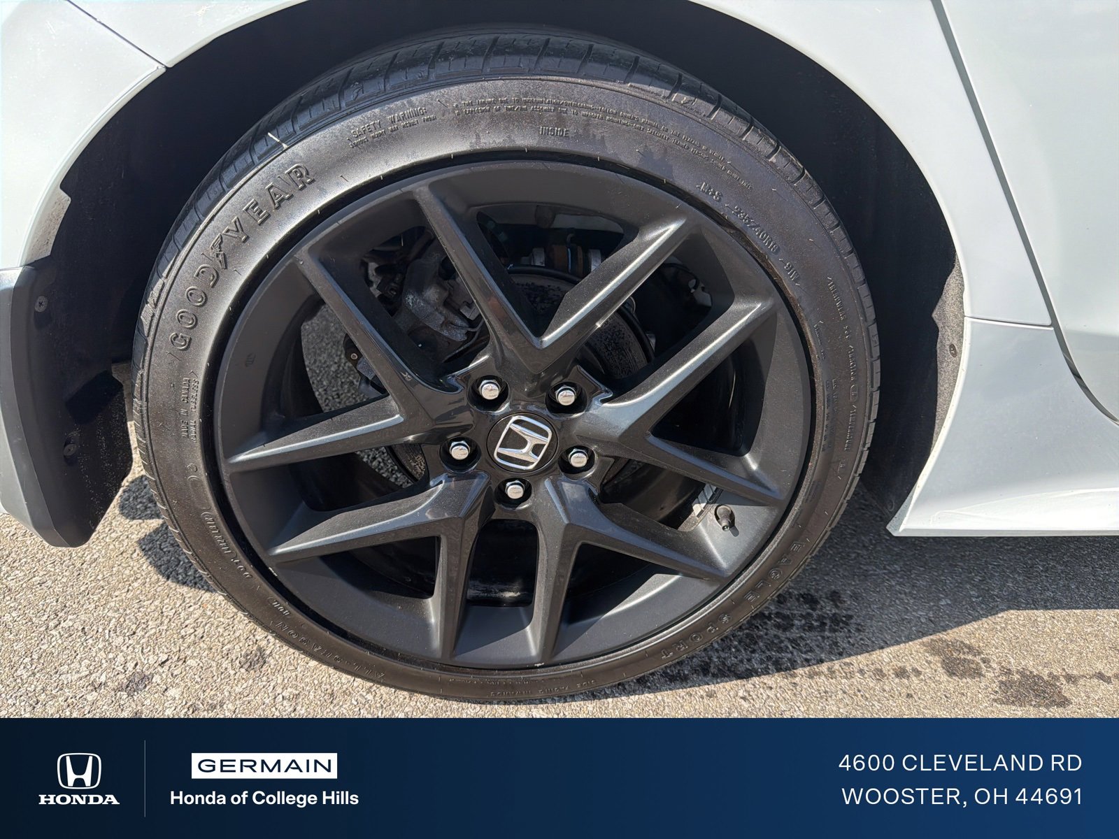 Used 2023 Honda Civic Sport image 5