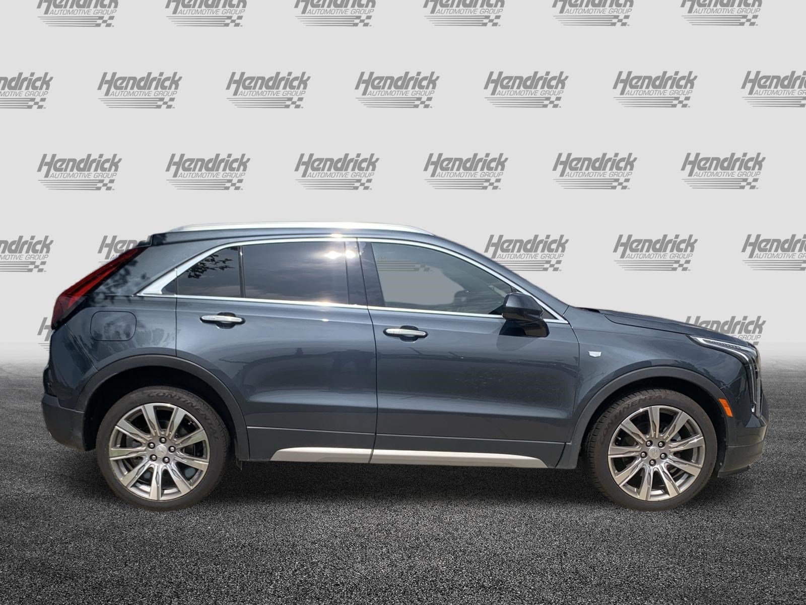 Used 2019 Cadillac XT4 Premium Luxury w/ Technology Package FWD image 11