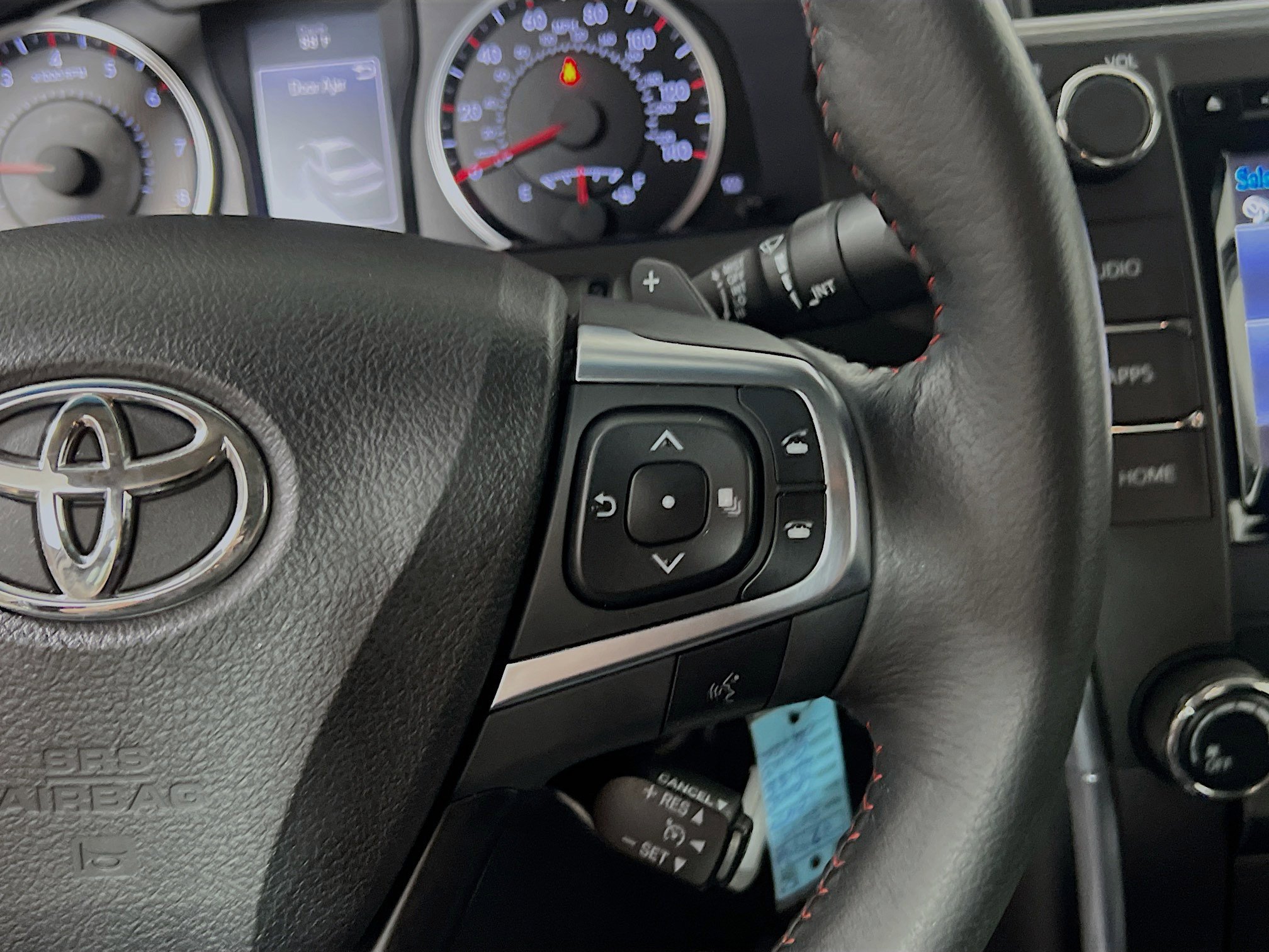 Used 2015 Toyota Camry SE FWD image 20