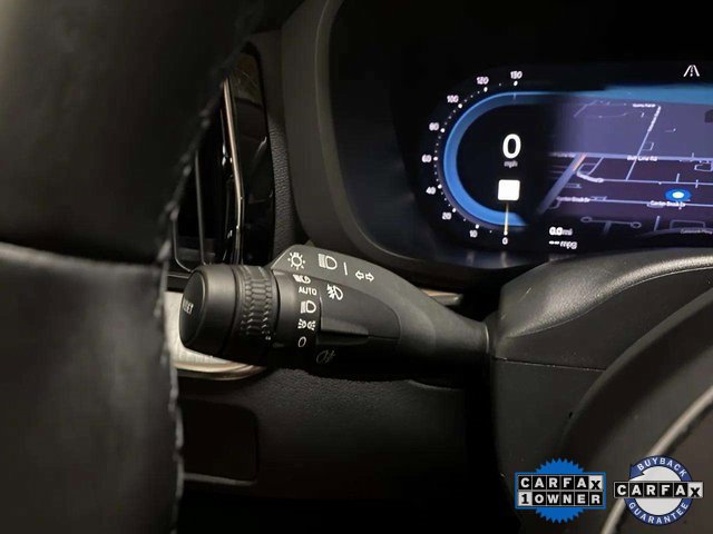 Used 2025 Volvo XC60 B5 Plus image 41