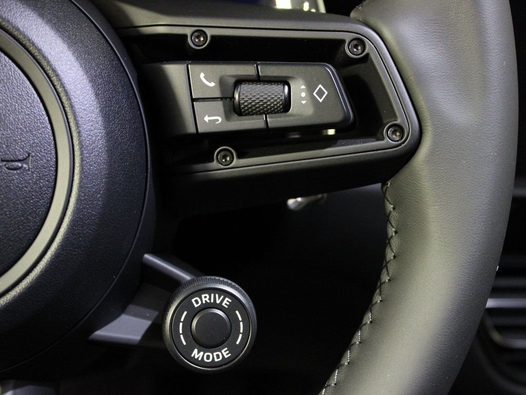 Certified 2026 Porsche Macan S AWD/4WD image 24