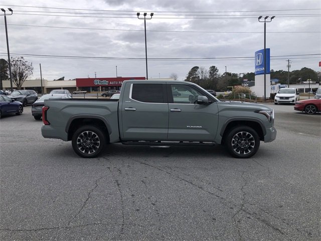 Used 2024 Toyota Tundra Limited image 9