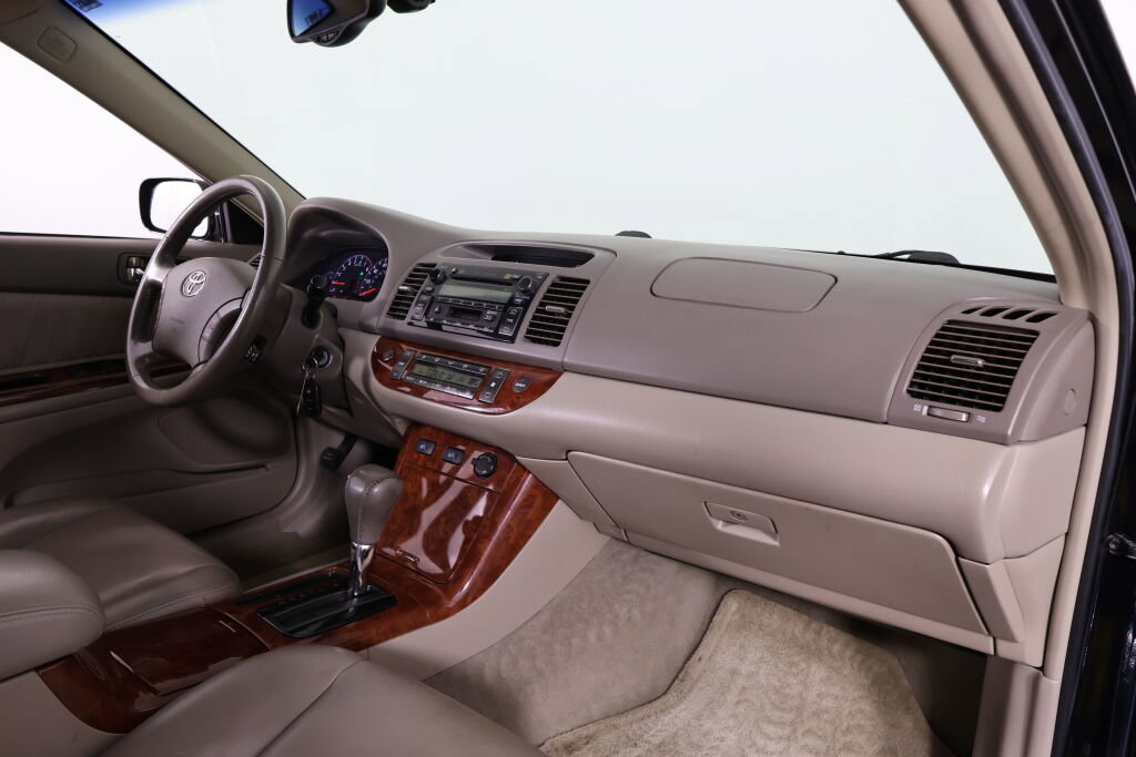 Used 2005 Toyota Camry XLE image 20