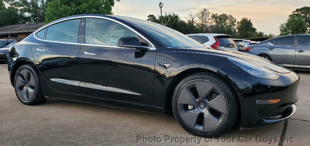 Used 2019 Tesla Model 3 Performance image 10