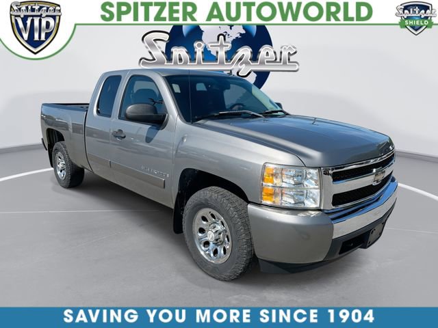 Used 2007 Chevrolet Silverado 1500 LT w/ Towing Package AWD/4WD image 1