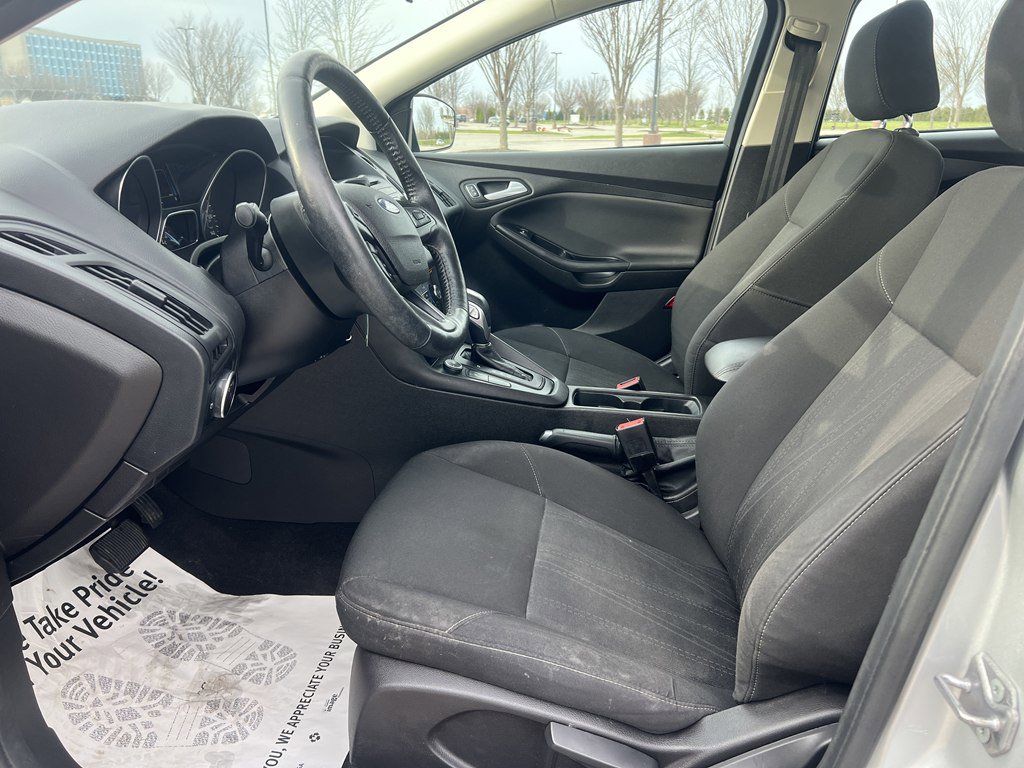 Used 2015 Ford Focus SE w/ SE Cold Weather Package FWD image 17