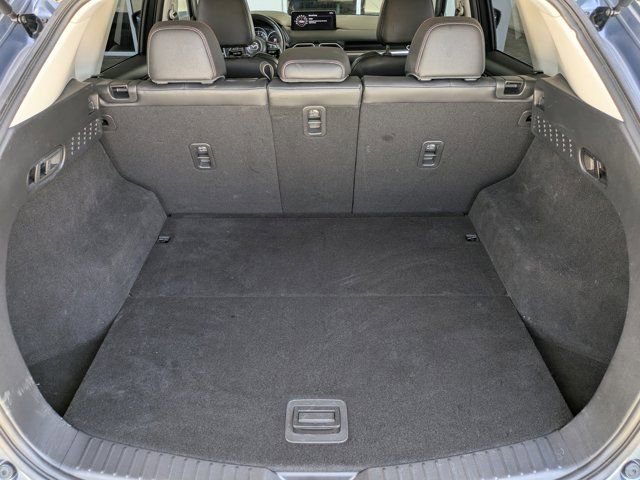 Used 2023 MAZDA CX-5 Carbon Edition image 19
