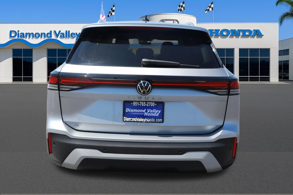 Used 2026 Volkswagen Tiguan SE FWD image 5