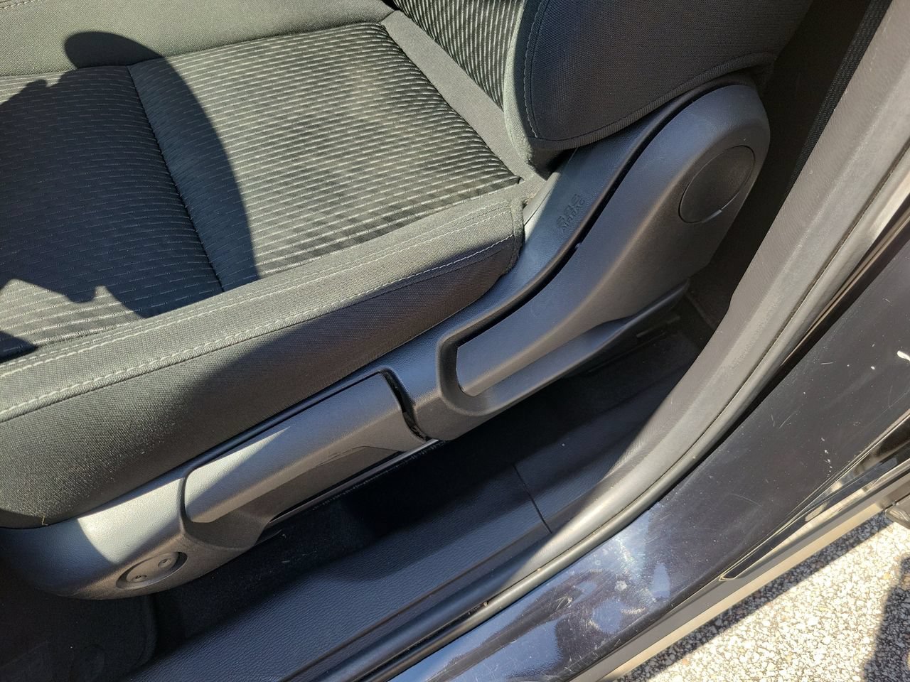 Used 2022 Mitsubishi Outlander ES FWD image 16