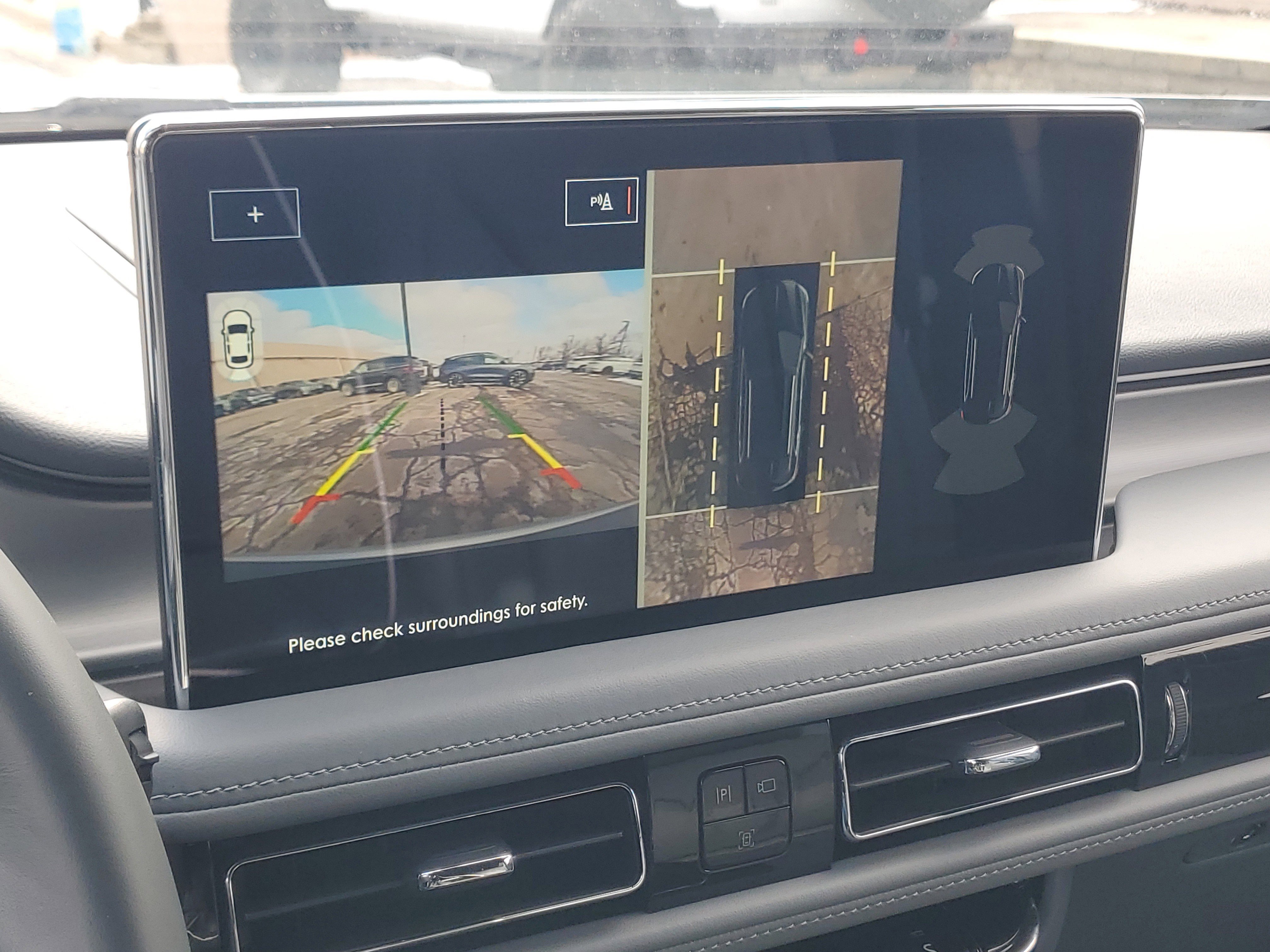 Certified 2023 Lincoln Nautilus Reserve w/ Equipment Group 201A image 17