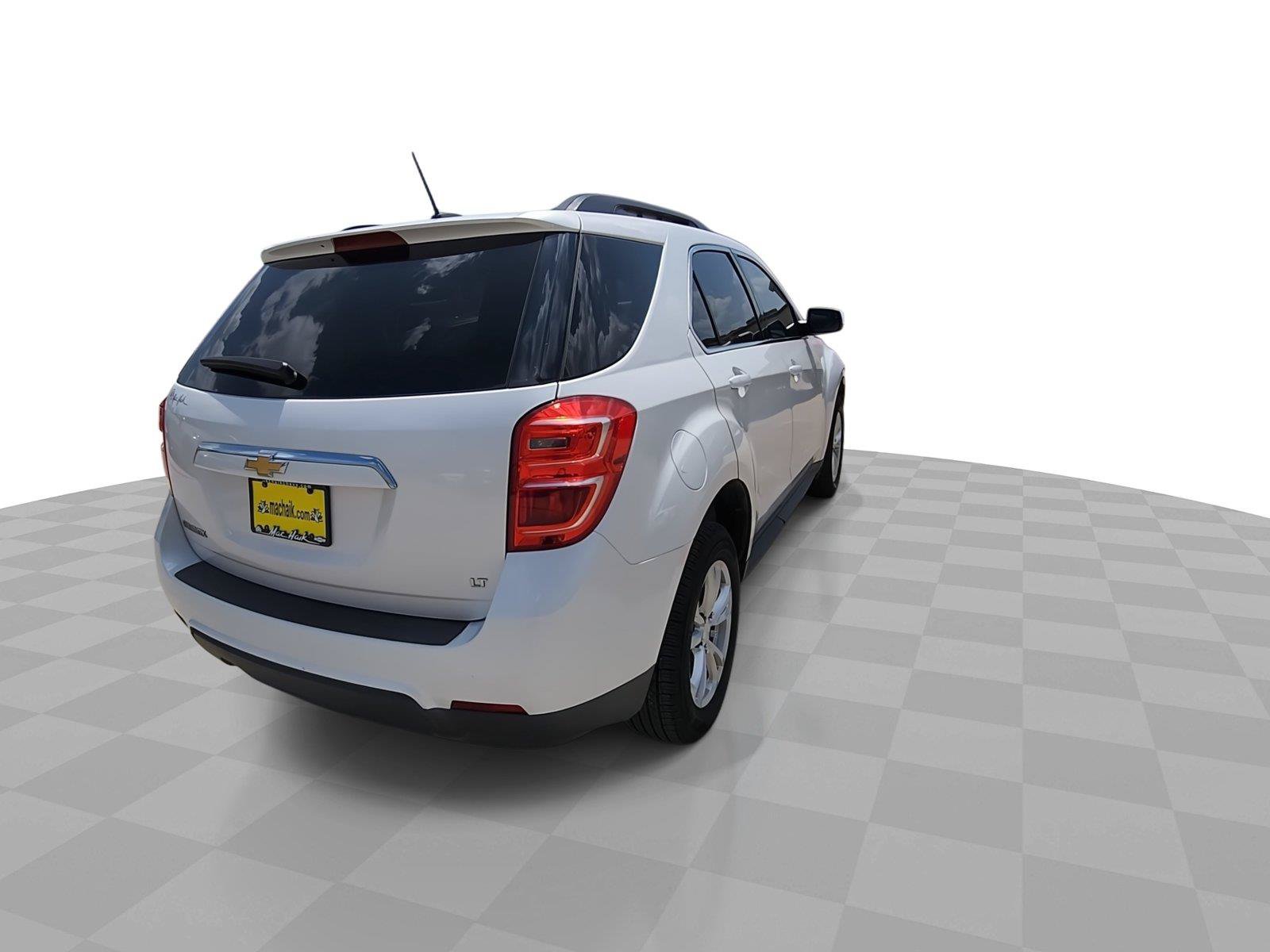 Used 2017 Chevrolet Equinox LT w/ Convenience Package FWD image 8