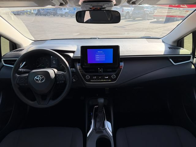 Used 2025 Toyota Corolla LE FWD image 16