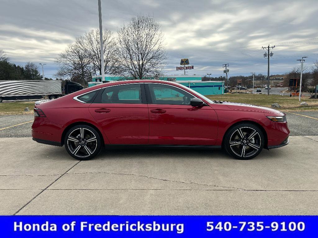 Certified 2025 Honda Accord Sport image 7