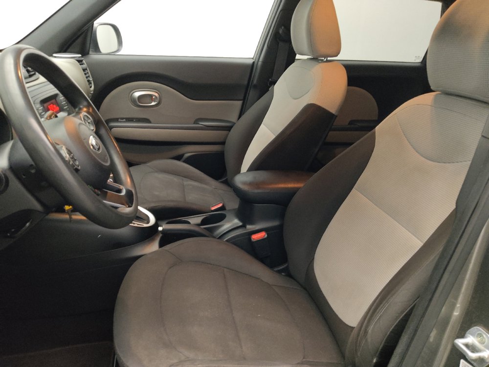 Used 2016 Kia Soul FWD image 17