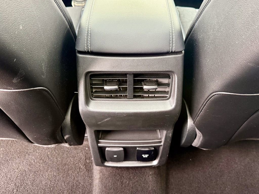 Certified 2020 Ford Edge ST w/ Cold Weather Package image 34