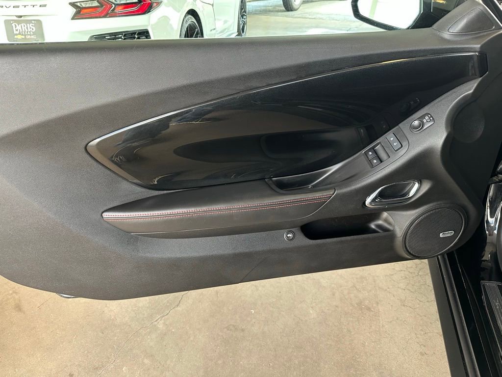 Used 2013 Chevrolet Camaro ZL1 image 10