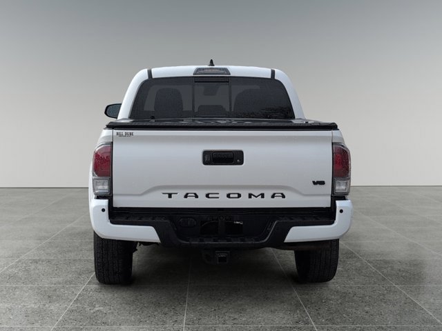 Used 2023 Toyota Tacoma TRD Sport w/ Technology Package image 4