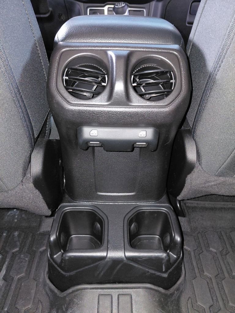 Certified 2021 Jeep Gladiator Sport AWD/4WD image 17