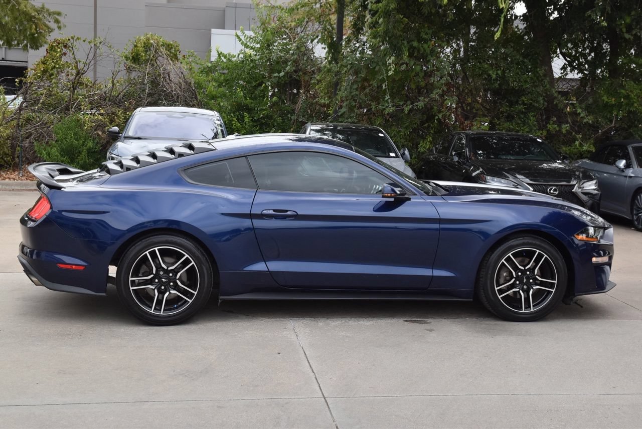 Used 2019 Ford Mustang Premium w/ Enhanced Security Package RWD image 6