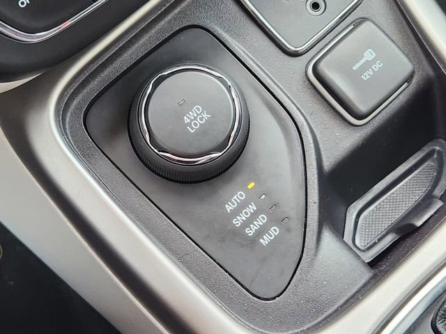 Used 2019 Jeep Compass Latitude w/ Popular Equipment Group AWD/4WD image 23